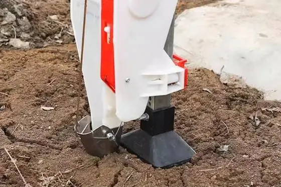 Hand jab planter